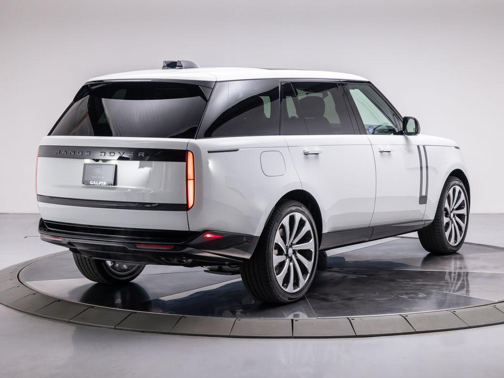new 2025 Land Rover Range Rover car
