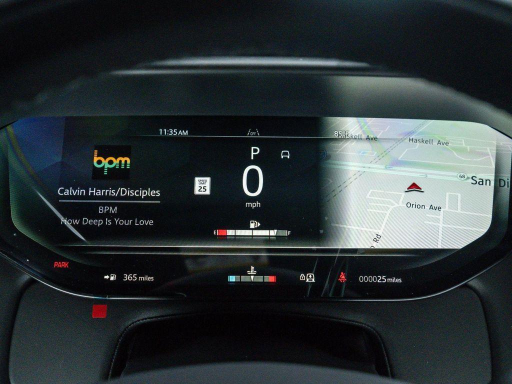 new 2025 Land Rover Range Rover Sport car