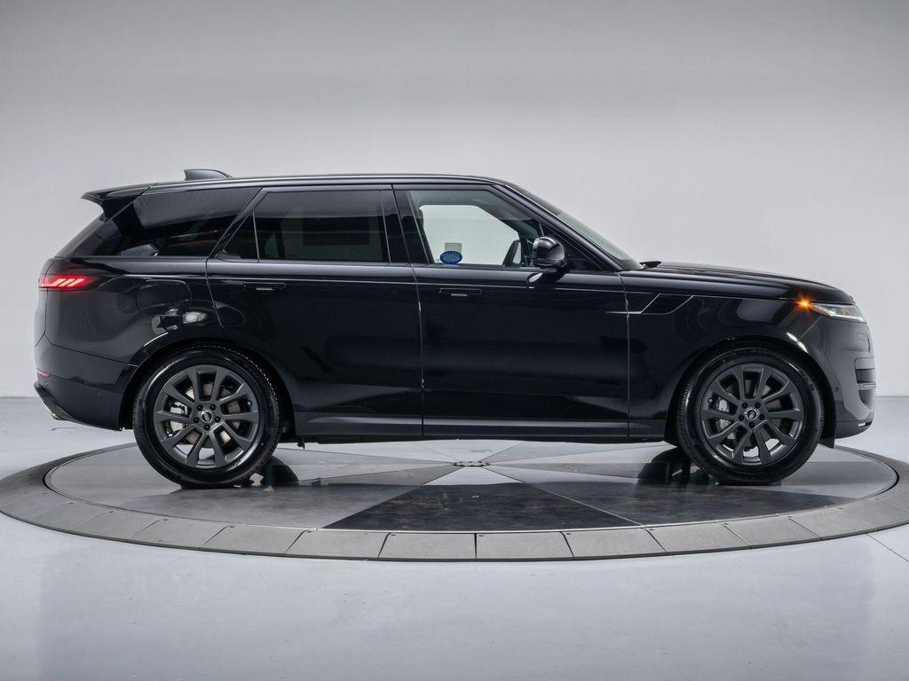 new 2025 Land Rover Range Rover Sport car