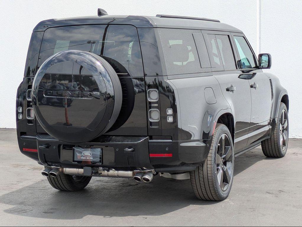 new 2025 Land Rover Defender car