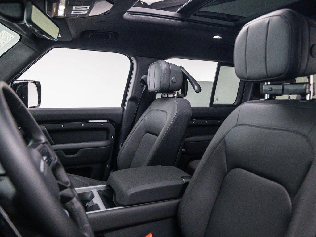 new 2025 Land Rover Defender car