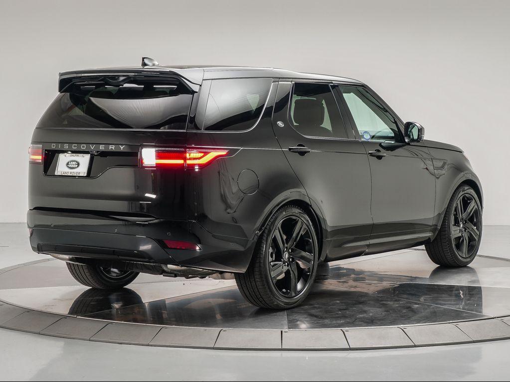 new 2025 Land Rover Discovery car, priced at $70,525