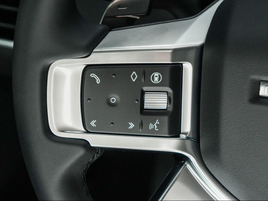 new 2025 Land Rover Discovery car, priced at $70,525