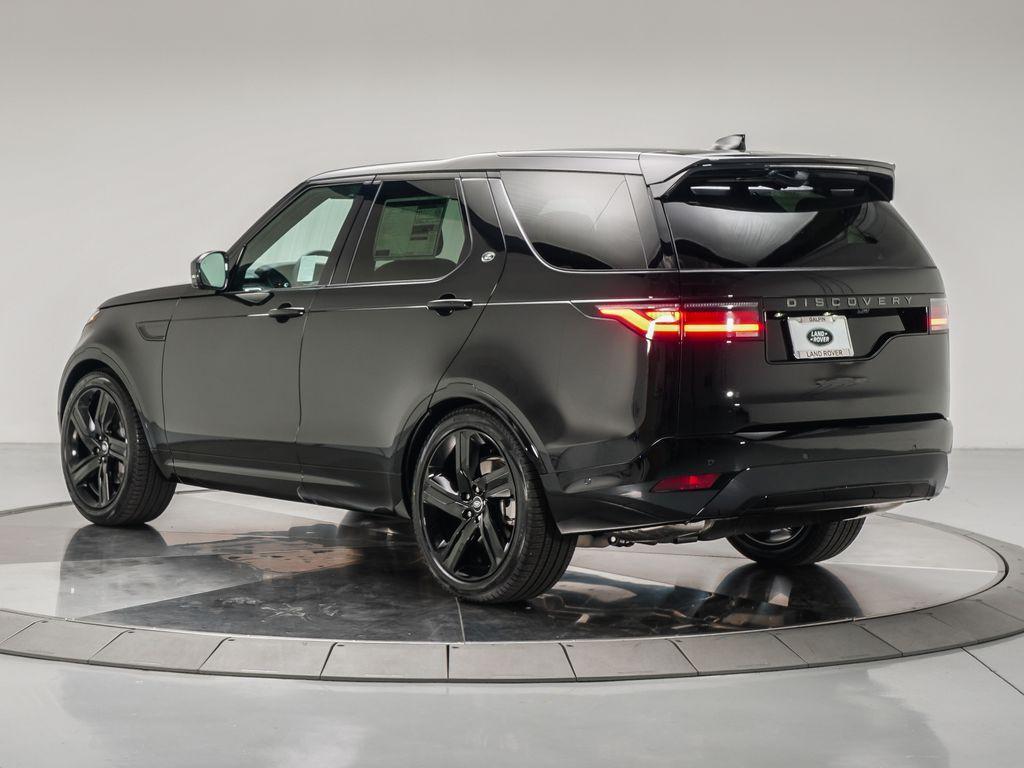 new 2025 Land Rover Discovery car, priced at $70,525
