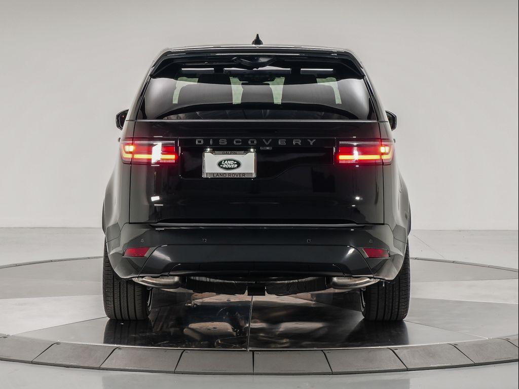new 2025 Land Rover Discovery car, priced at $70,525