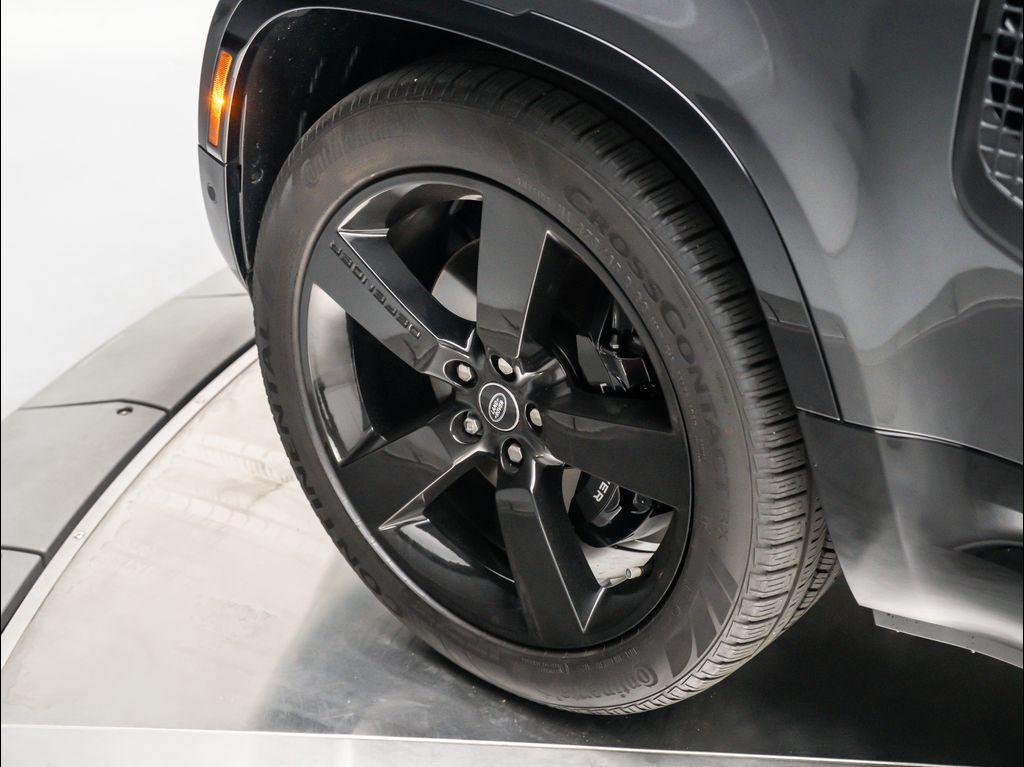 new 2025 Land Rover Defender car