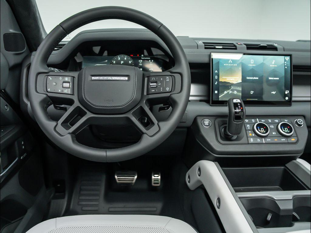 new 2025 Land Rover Defender car