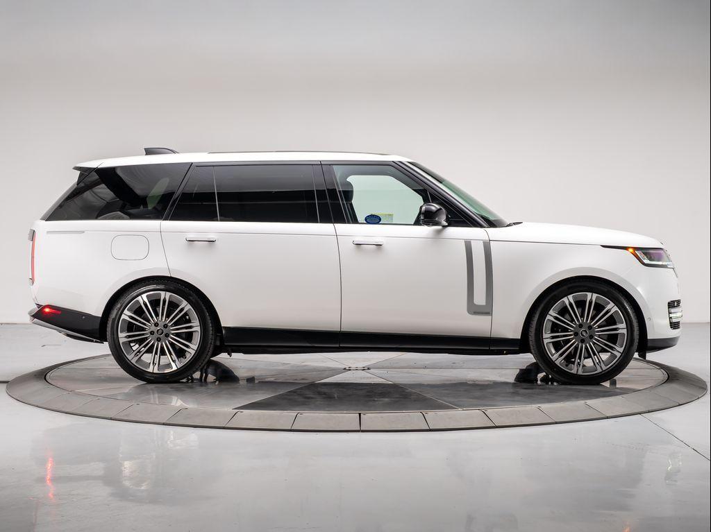 new 2025 Land Rover Range Rover car