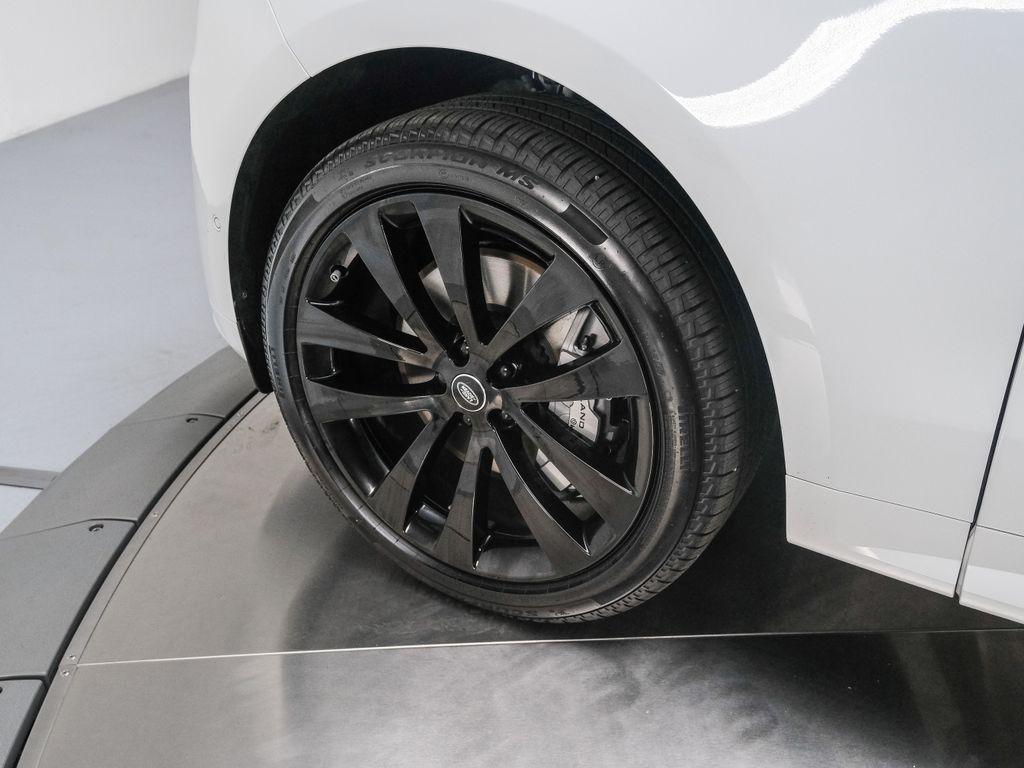 new 2025 Land Rover Range Rover Sport car