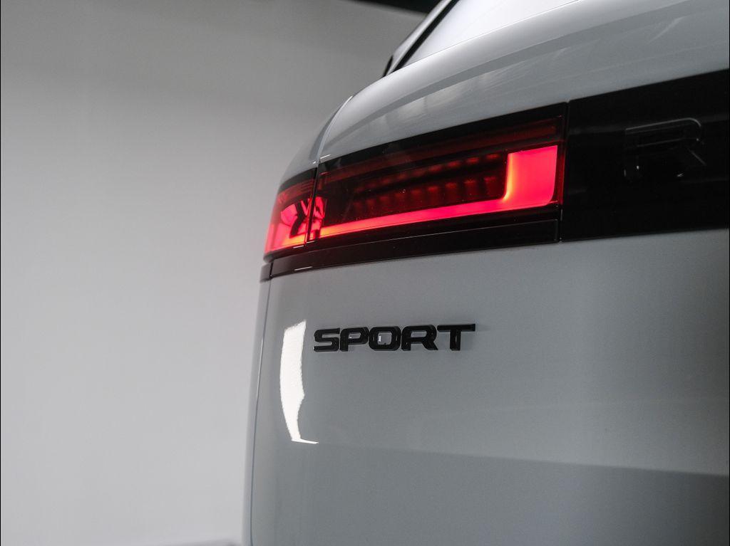 new 2025 Land Rover Range Rover Sport car