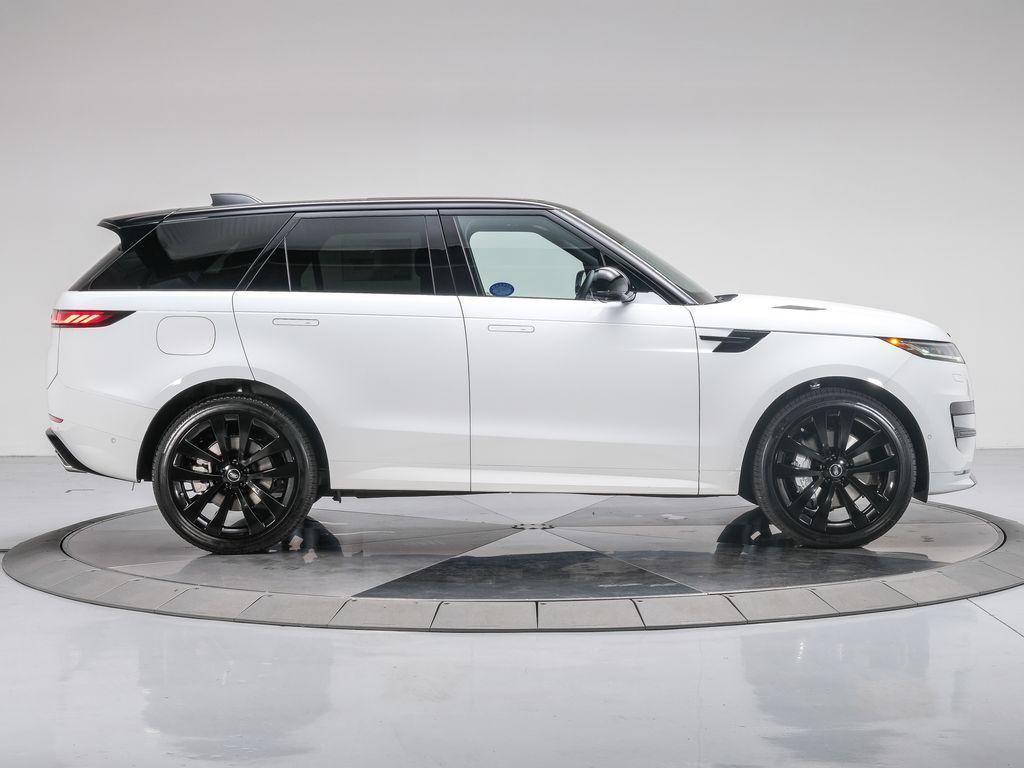 new 2025 Land Rover Range Rover Sport car
