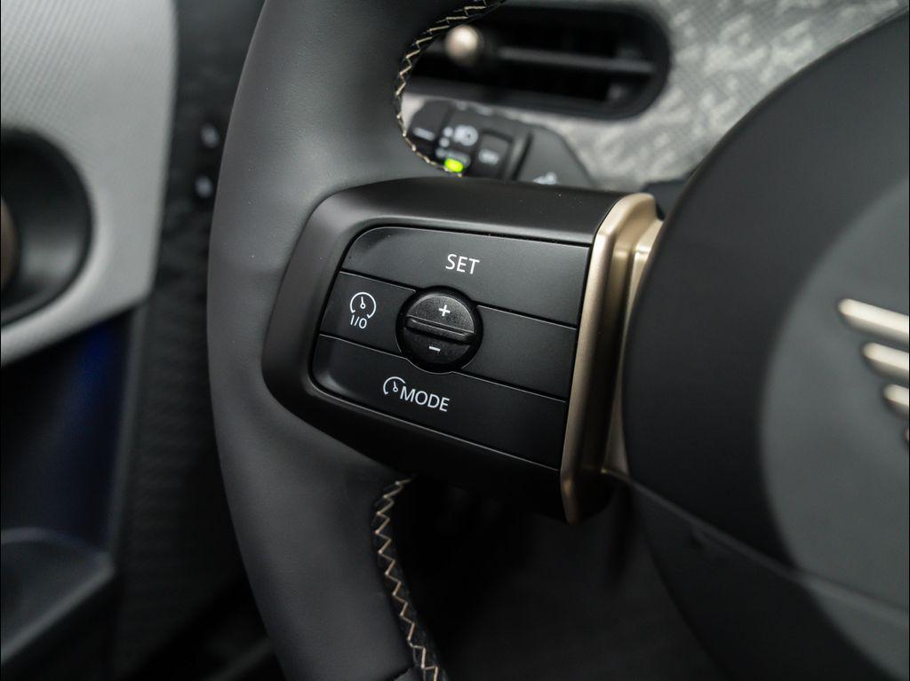 used 2025 MINI Hardtop car, priced at $31,350