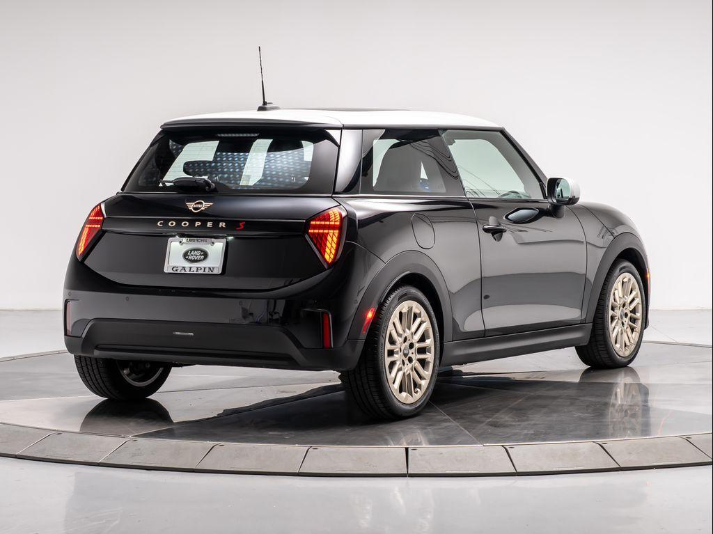 used 2025 MINI Hardtop car, priced at $31,350