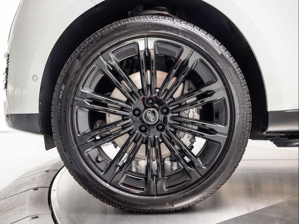 new 2025 Land Rover Range Rover car