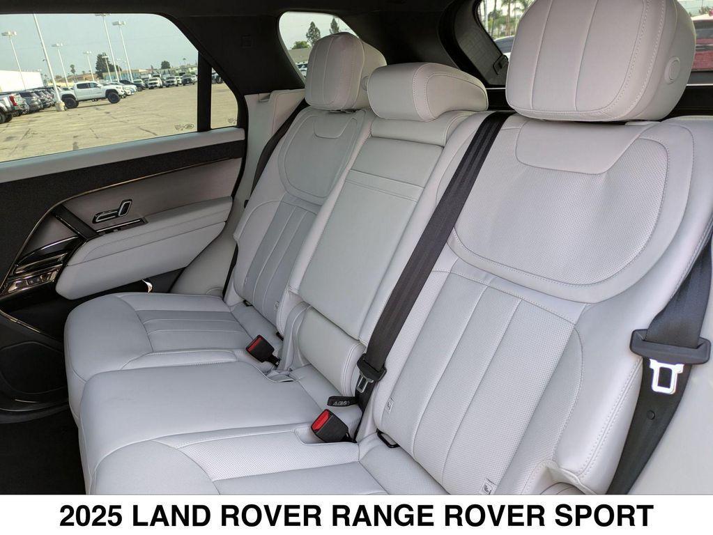 new 2025 Land Rover Range Rover Sport car