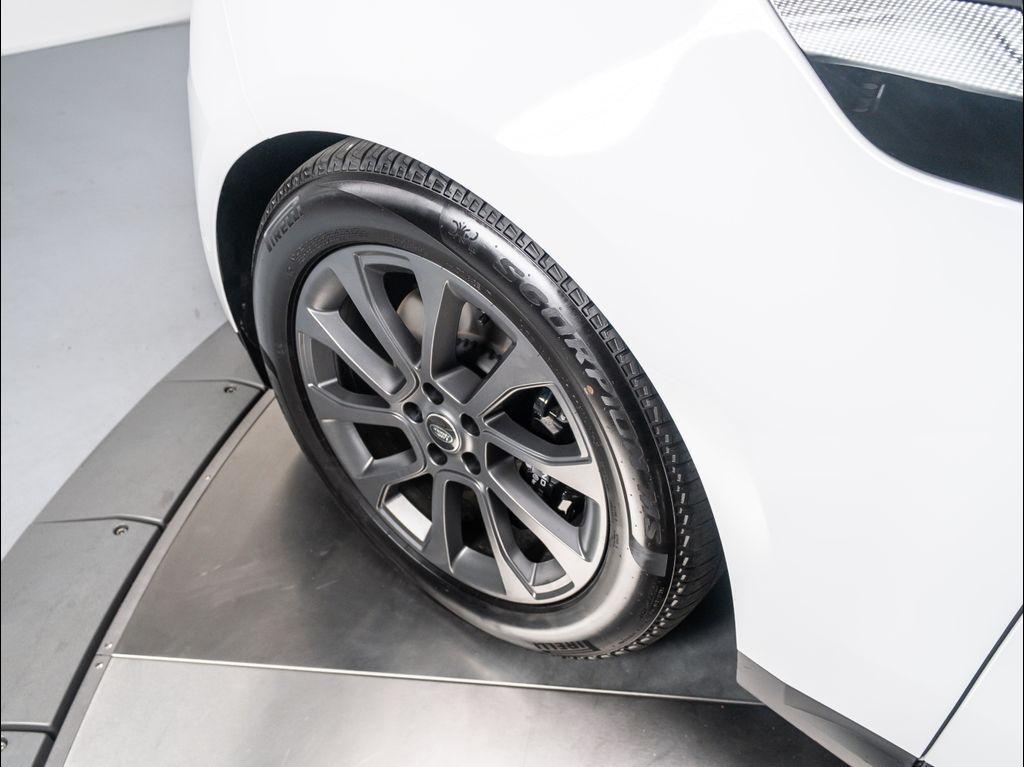 new 2025 Land Rover Range Rover Sport car