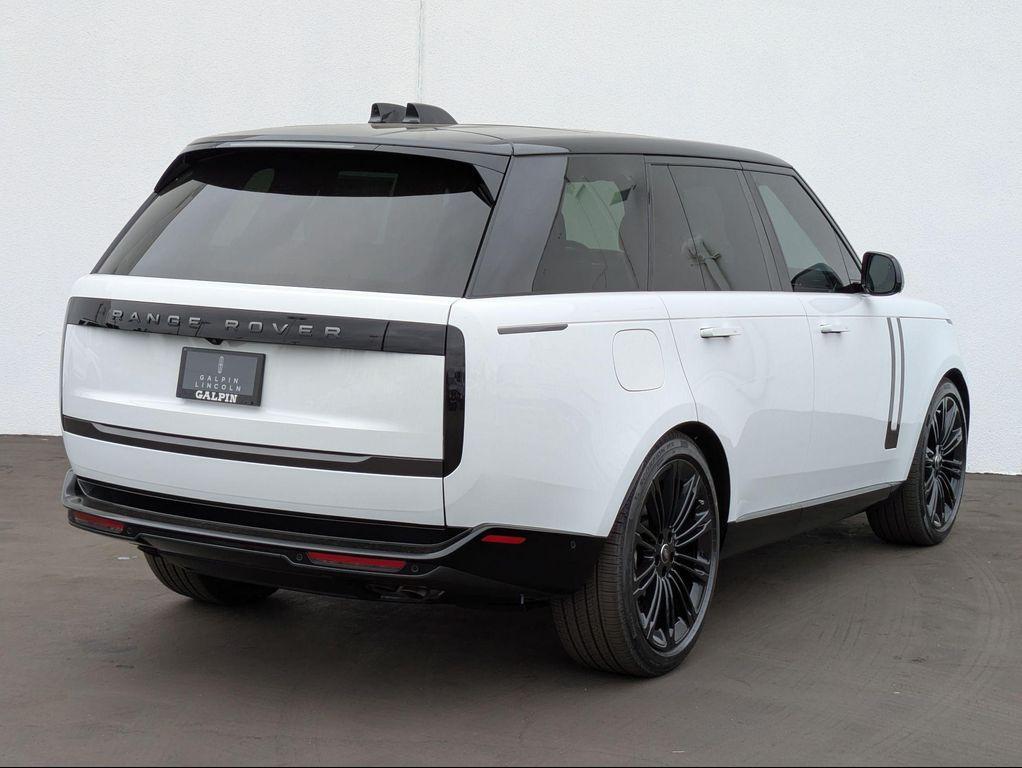 new 2025 Land Rover Range Rover car