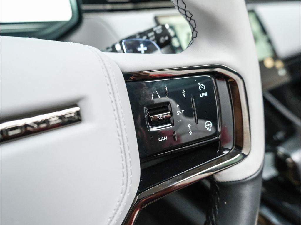 new 2025 Land Rover Range Rover Sport car