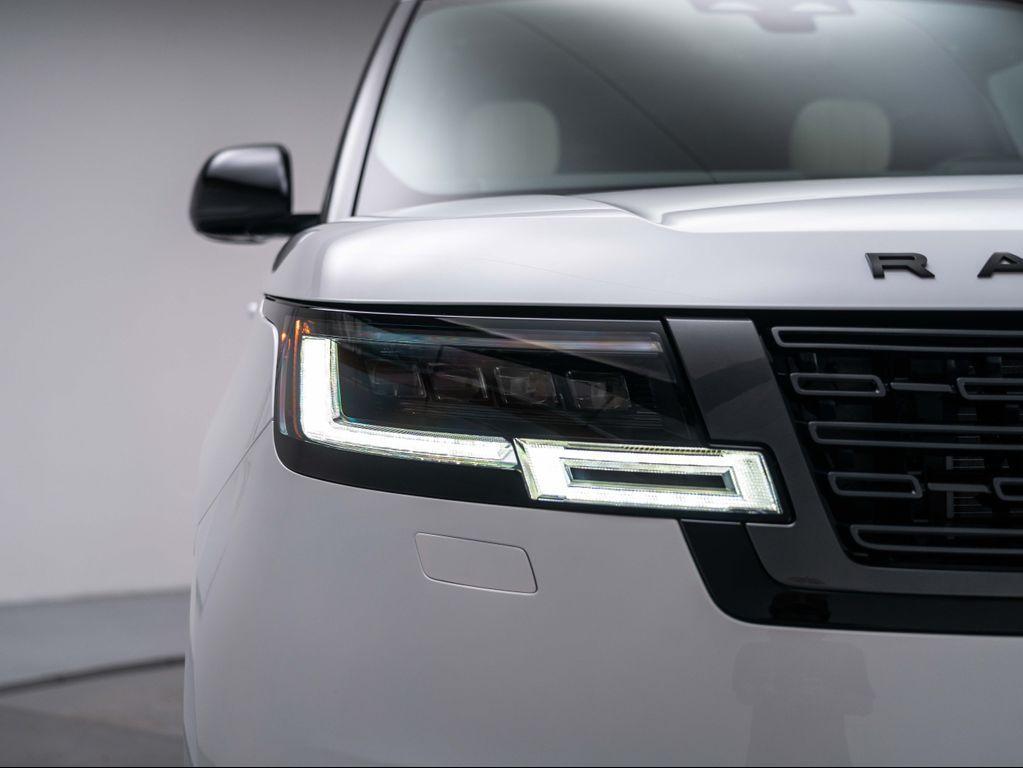 new 2025 Land Rover Range Rover car