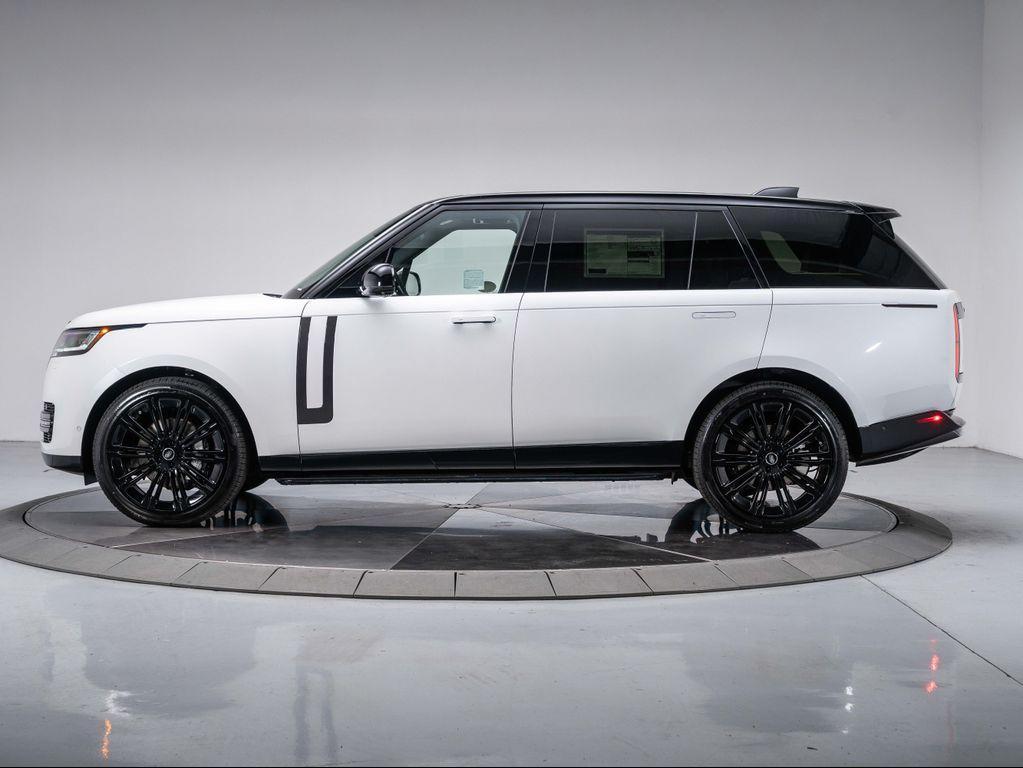 new 2025 Land Rover Range Rover car