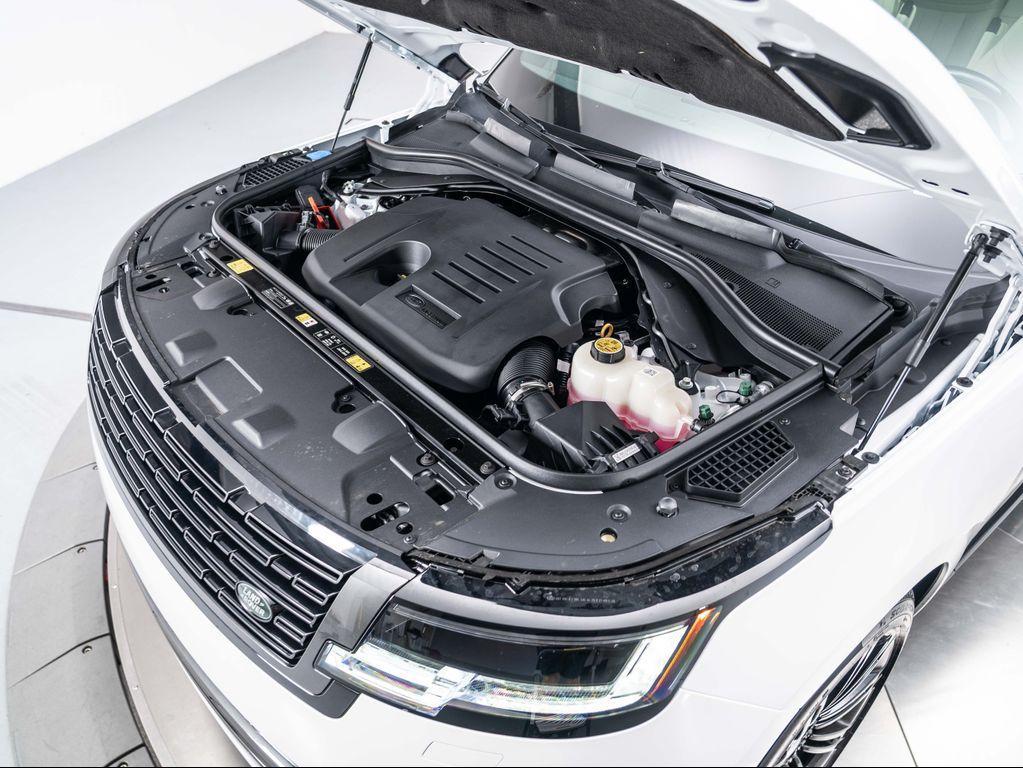 new 2025 Land Rover Range Rover car