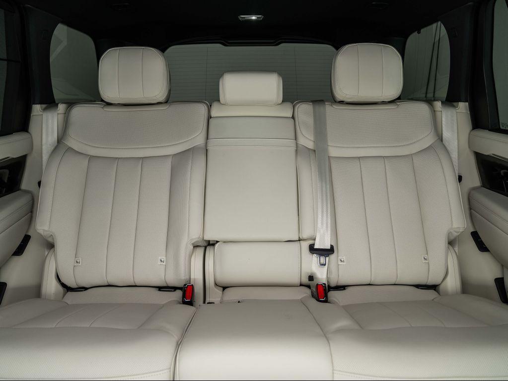 new 2025 Land Rover Range Rover car