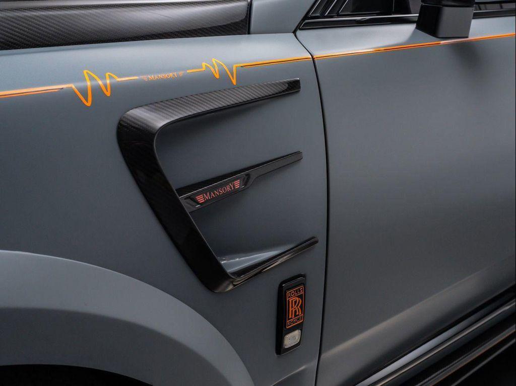 used 2021 Rolls-Royce Cullinan car, priced at $399,950