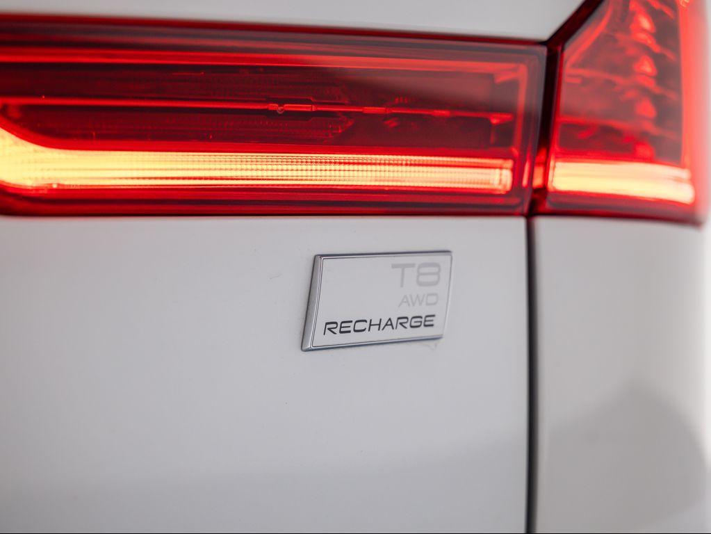 used 2021 Volvo XC60 Recharge Plug-In Hybrid car, priced at $34,432