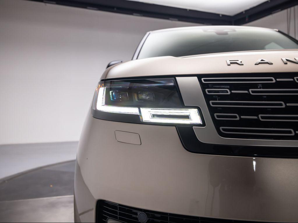 new 2025 Land Rover Range Rover car
