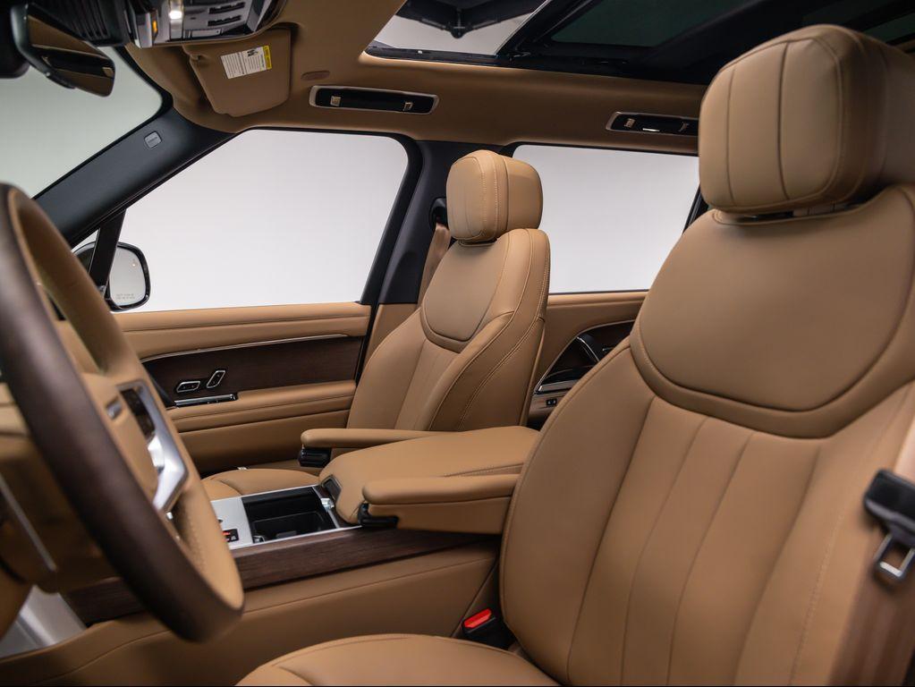 new 2025 Land Rover Range Rover car