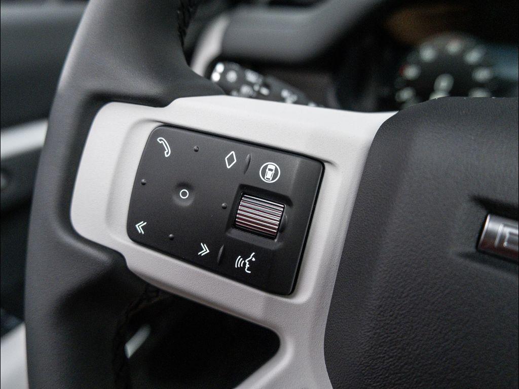new 2025 Land Rover Defender car