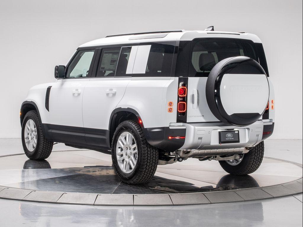 new 2025 Land Rover Defender car