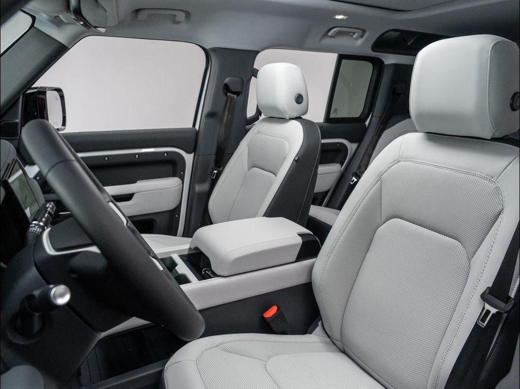 new 2025 Land Rover Defender car