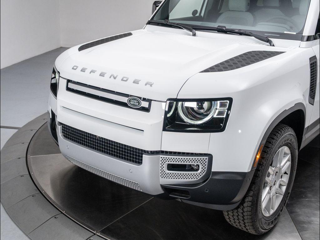 new 2025 Land Rover Defender car