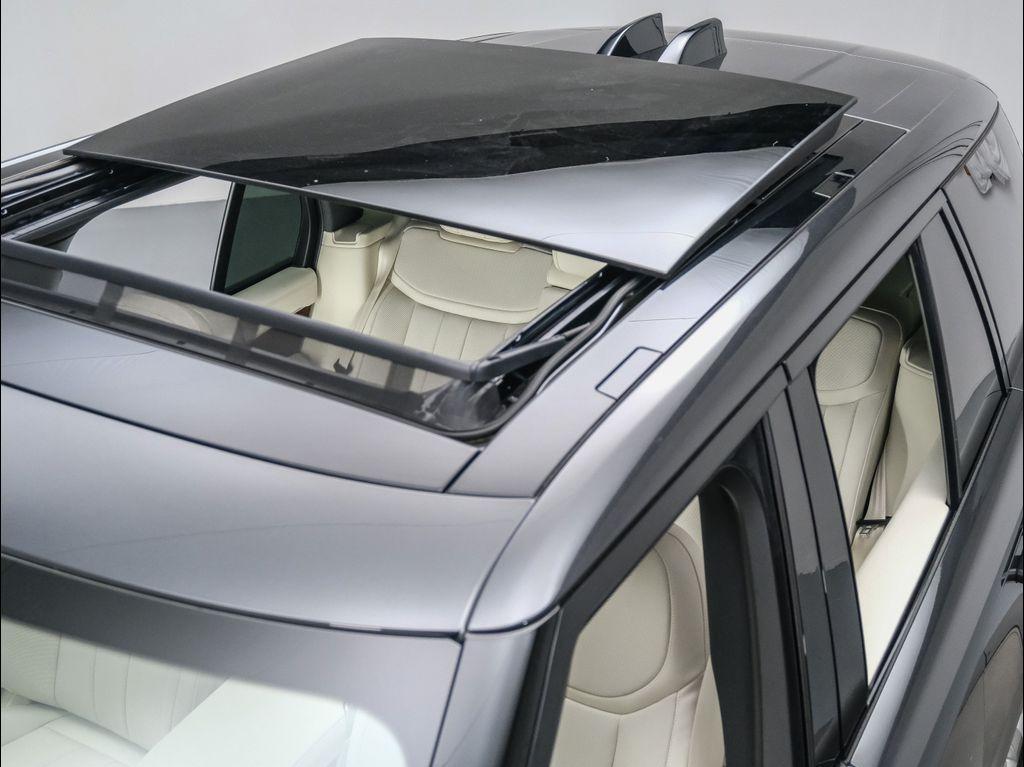 new 2025 Land Rover Range Rover car