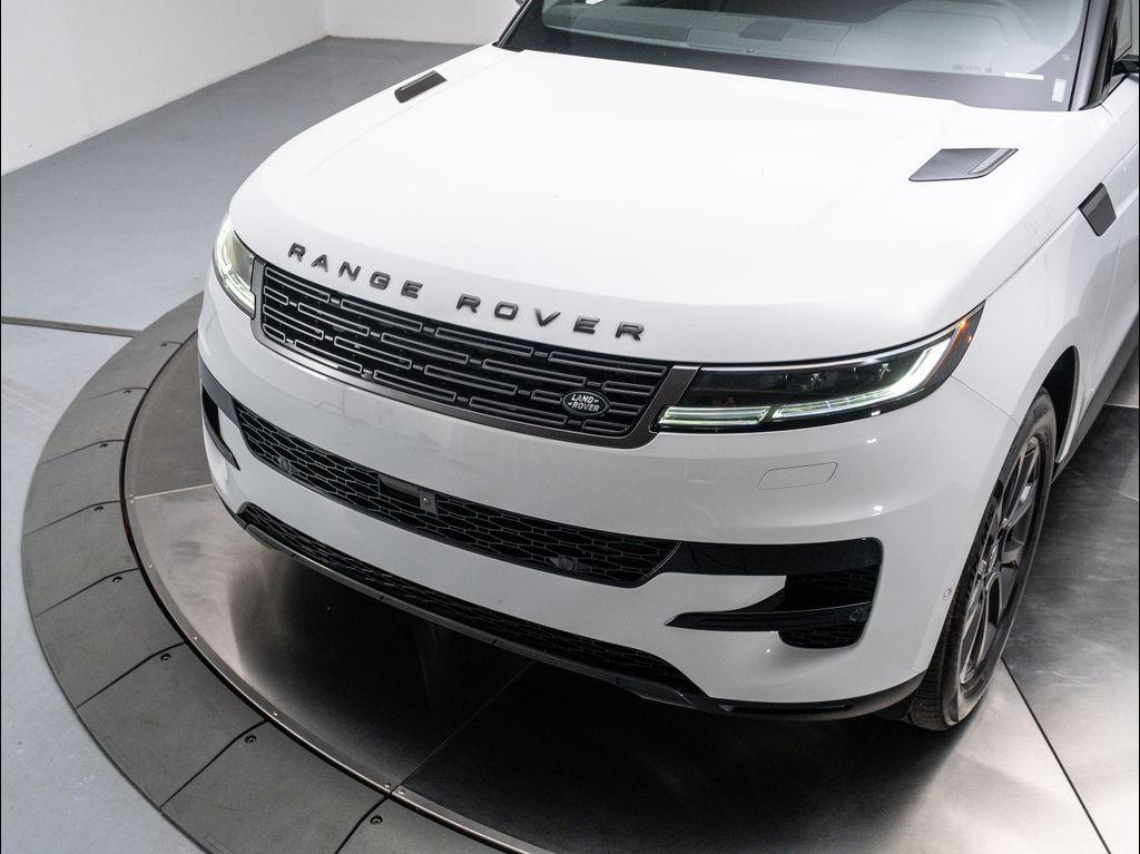new 2025 Land Rover Range Rover Sport car
