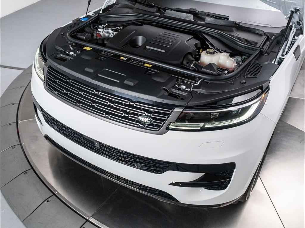 new 2025 Land Rover Range Rover Sport car