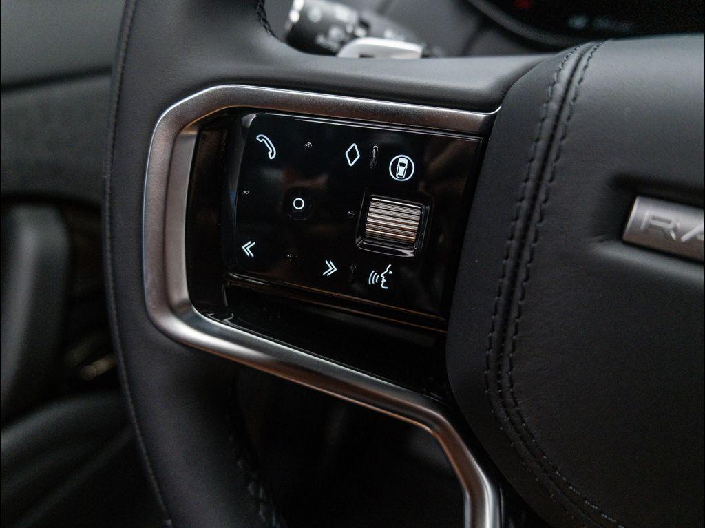 new 2025 Land Rover Range Rover Sport car