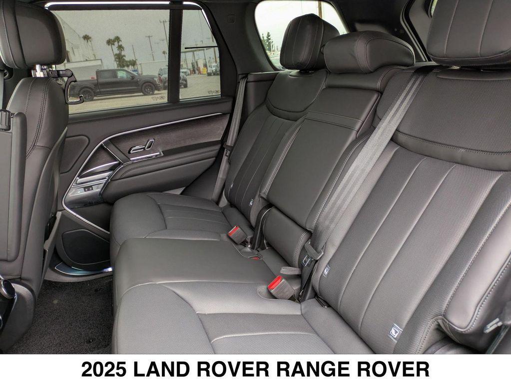 new 2025 Land Rover Range Rover car