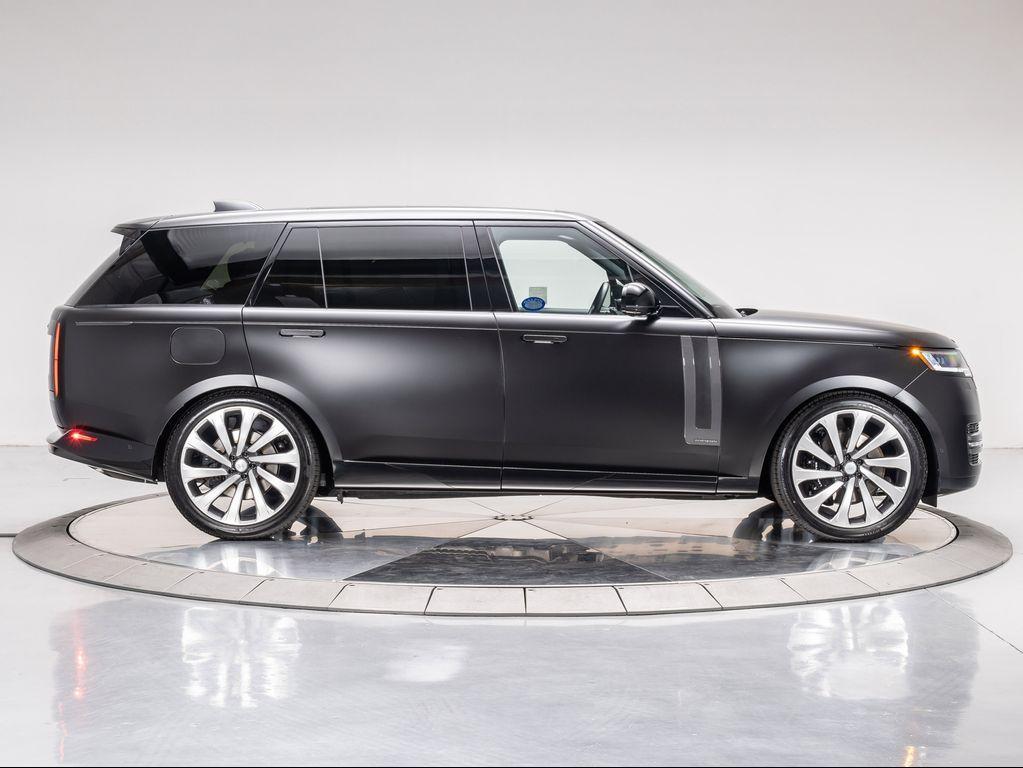 new 2025 Land Rover Range Rover car