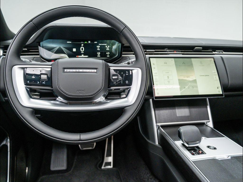 new 2025 Land Rover Range Rover car