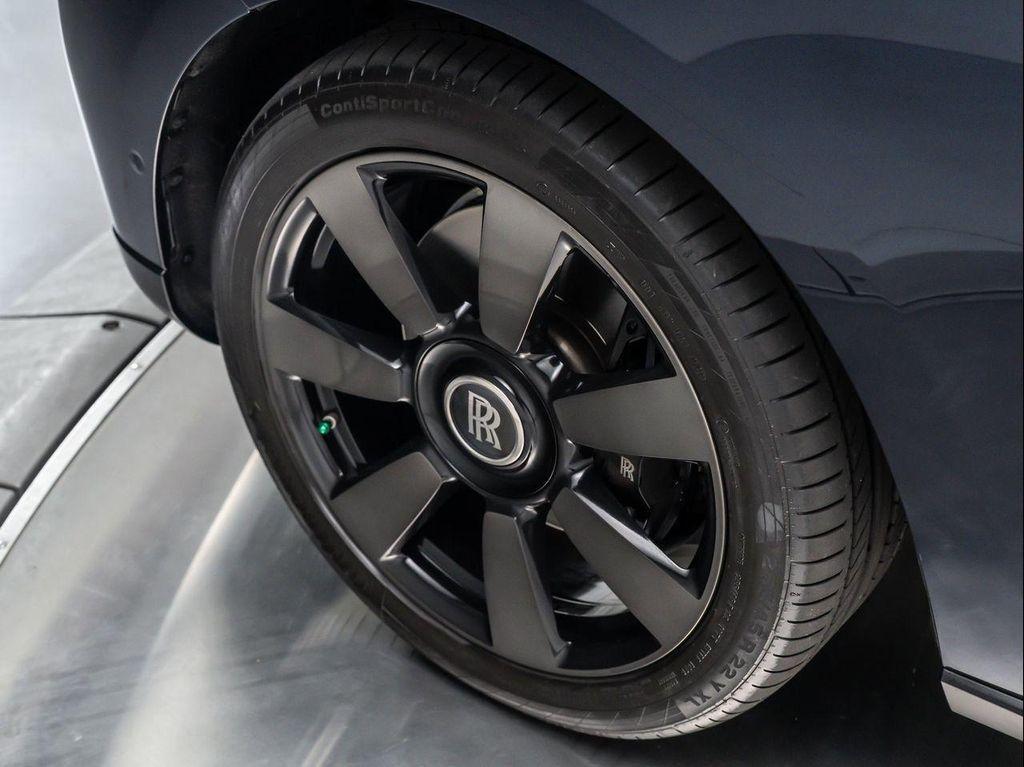 used 2020 Rolls-Royce Cullinan car, priced at $259,950