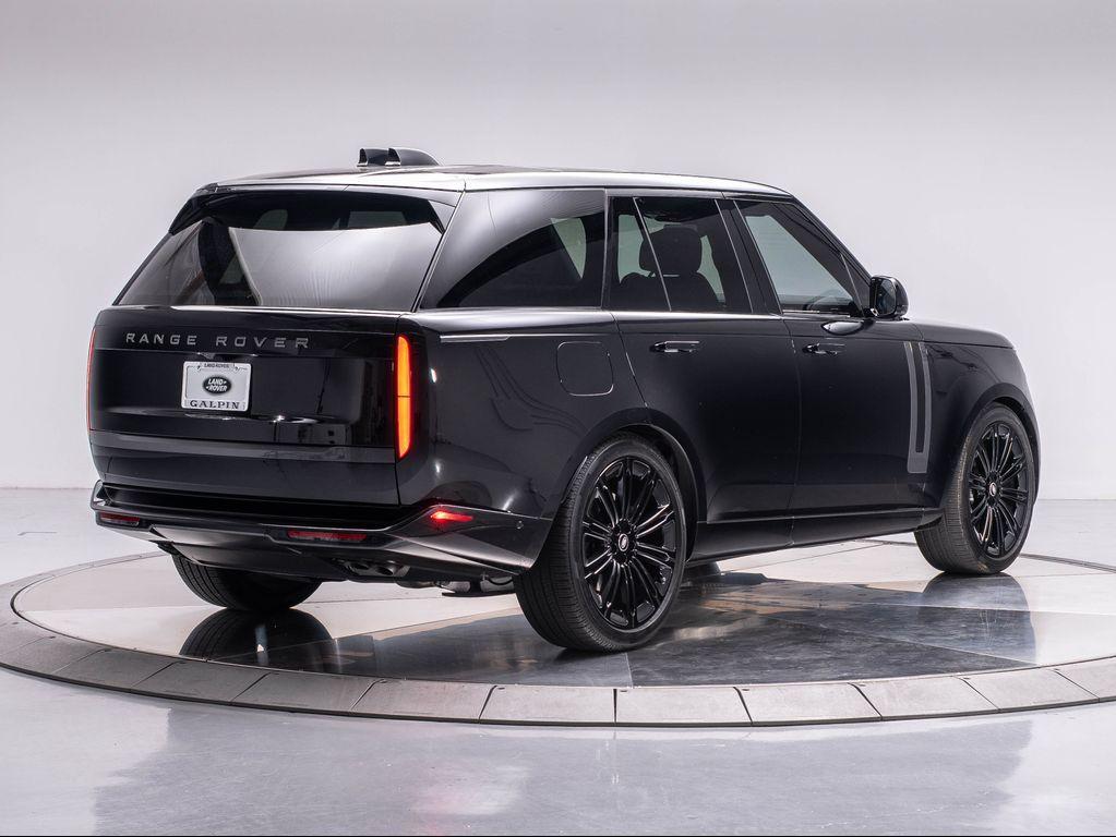 used 2025 Land Rover Range Rover car, priced at $129,999