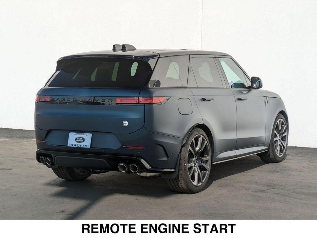 new 2025 Land Rover Range Rover Sport car