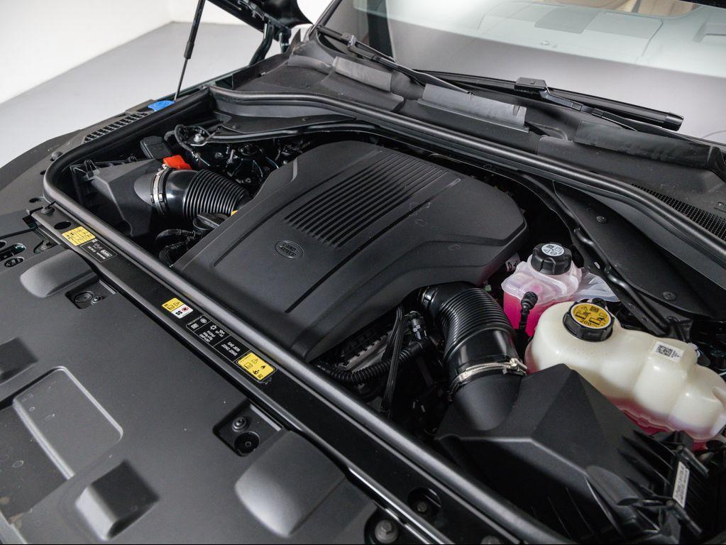 new 2025 Land Rover Range Rover Sport car