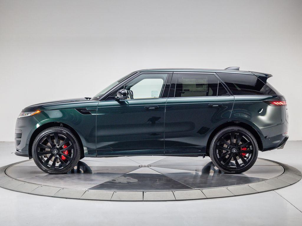 new 2025 Land Rover Range Rover Sport car
