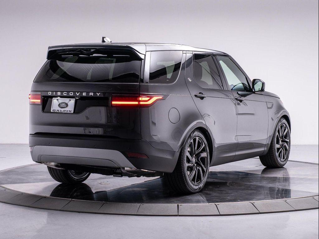 new 2025 Land Rover Discovery car, priced at $68,718