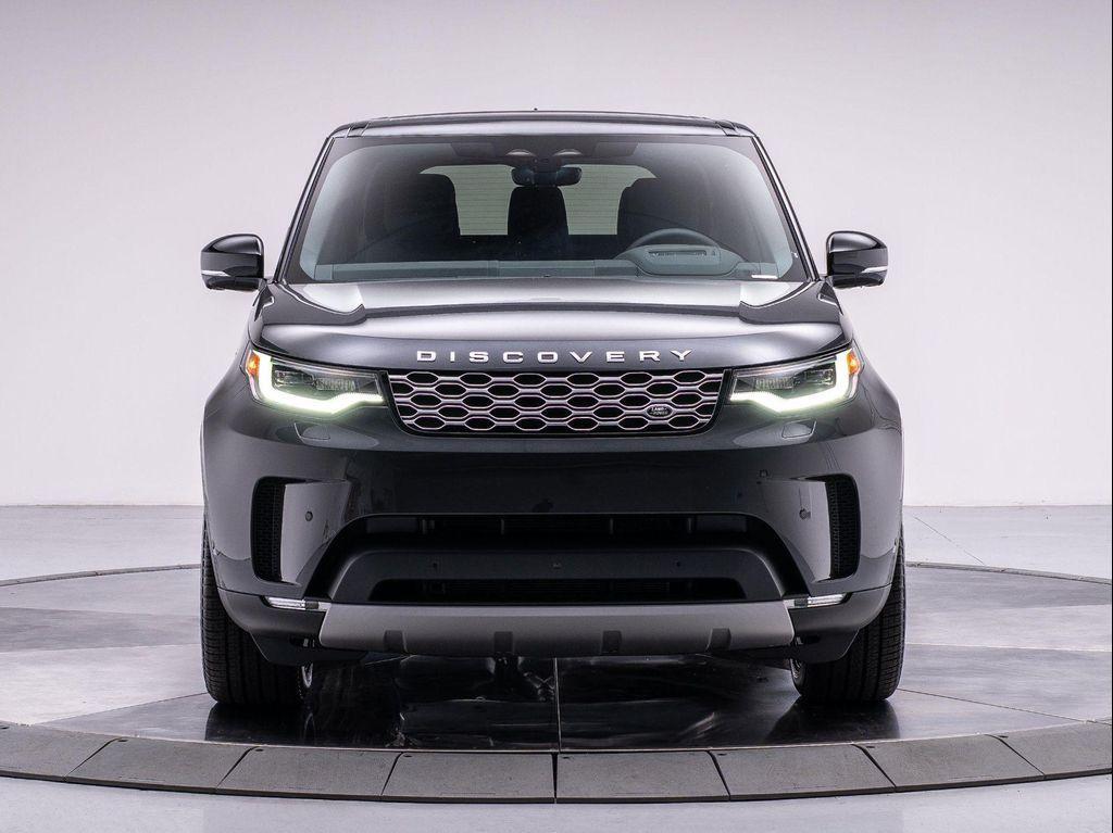 new 2025 Land Rover Discovery car, priced at $68,718