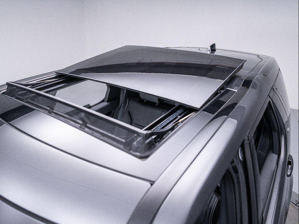 new 2025 Land Rover Discovery car, priced at $68,718