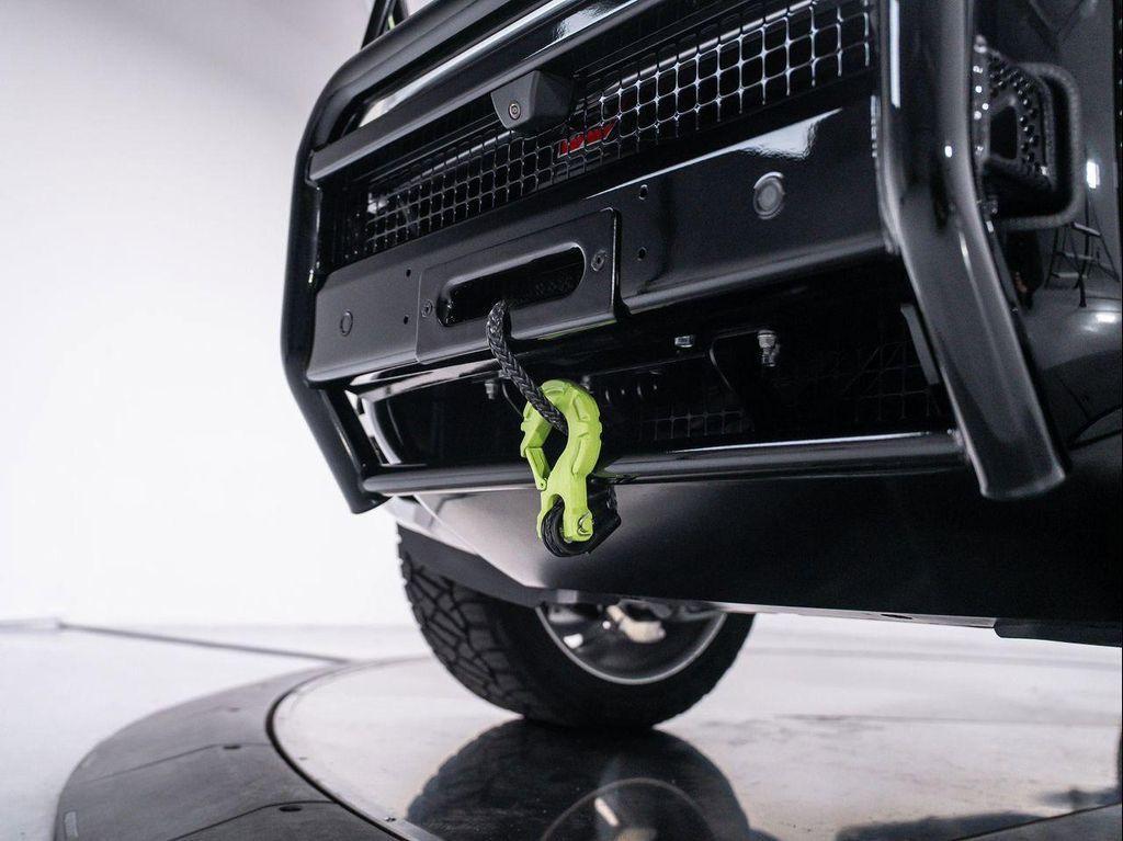 new 2025 Land Rover Defender car